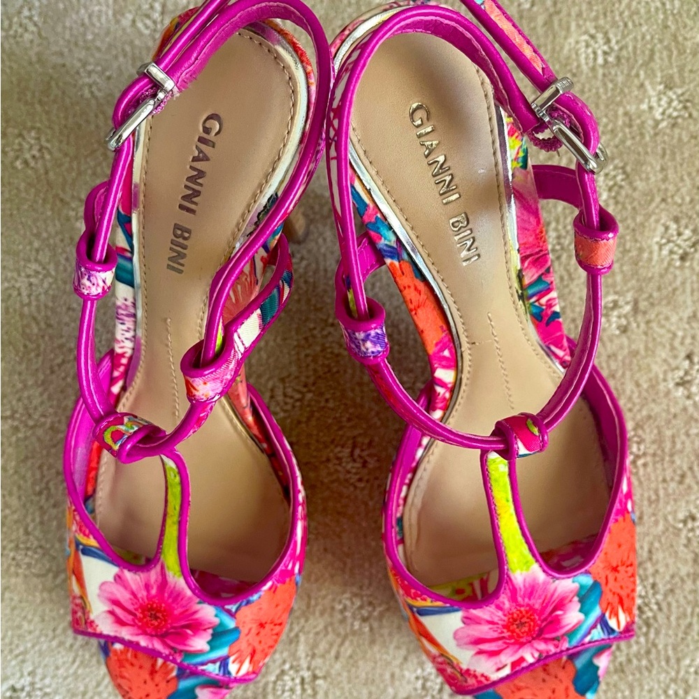 Gianni Bini Women’s Sz 5.5 | 5 inch heels
